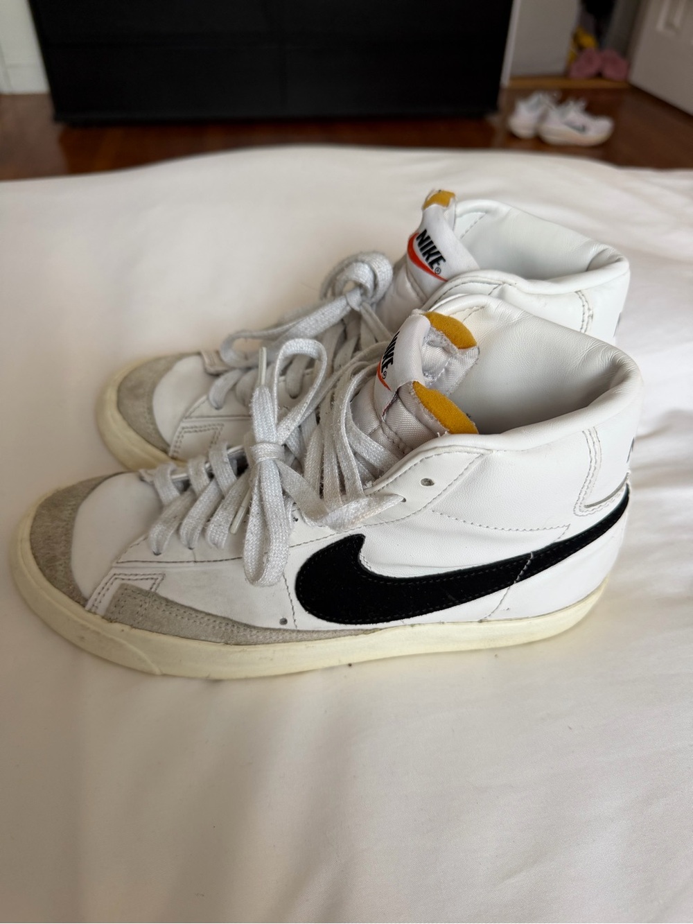 Nike Blazer Mid ’77 Vintage – White/Black 🖤🤍
